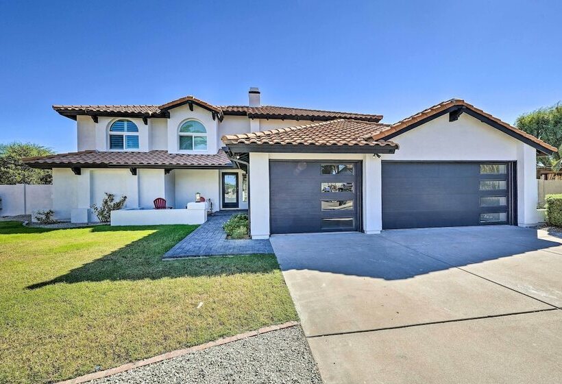 Scottsdale Oasis W/ Pool & Putting Green!