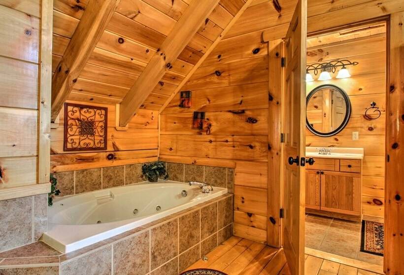 Smoky Mountain Cabin ~ 5 Mi To Pigeon Forge