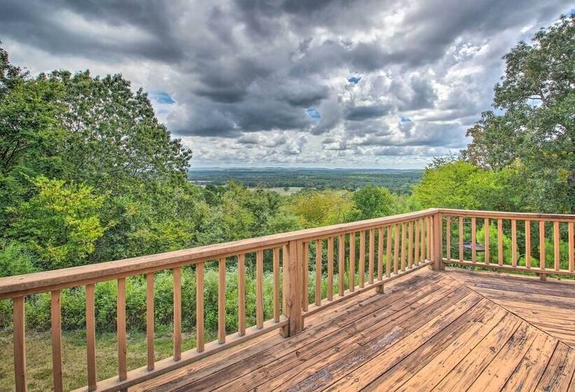 Spacious House W/ Wraparound Deck + Mtn Views!