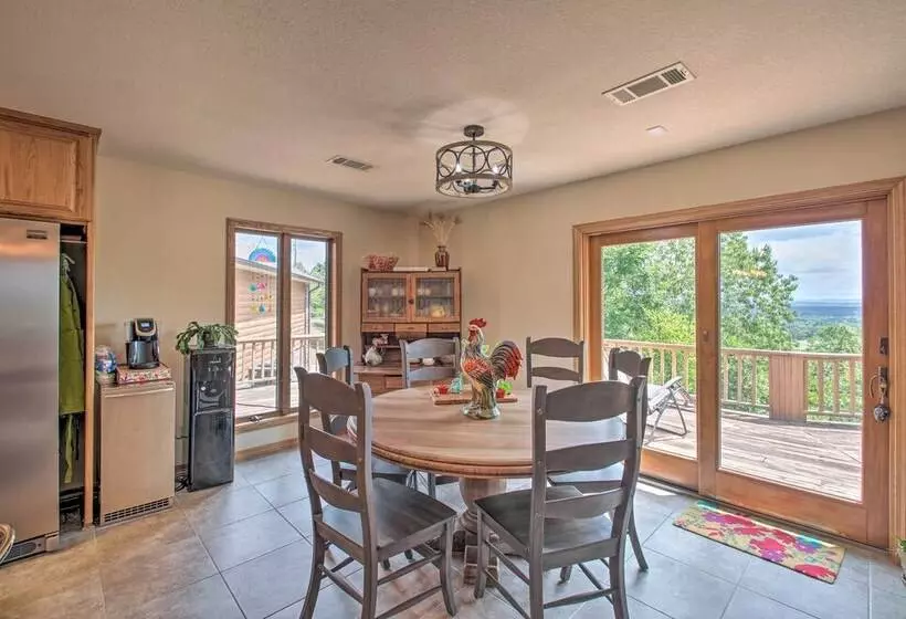 Spacious House W/ Wraparound Deck + Mtn Views!