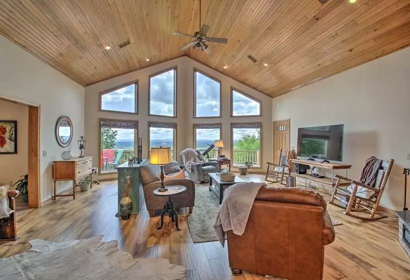 Spacious House W/ Wraparound Deck + Mtn Views!