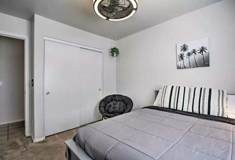 Surprise House W/ Pool, Patio & Gas Grill!