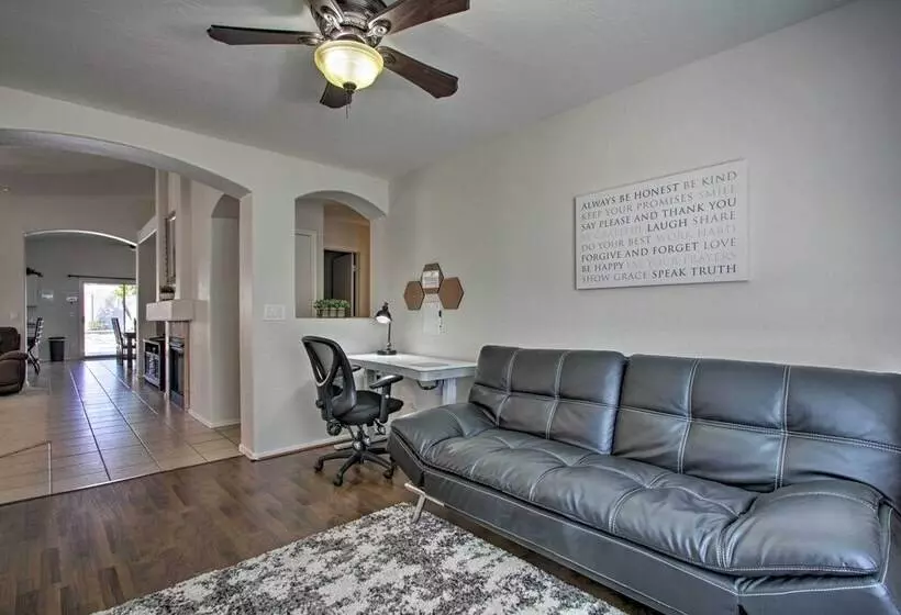 Surprise House W/ Pool, Patio & Gas Grill!