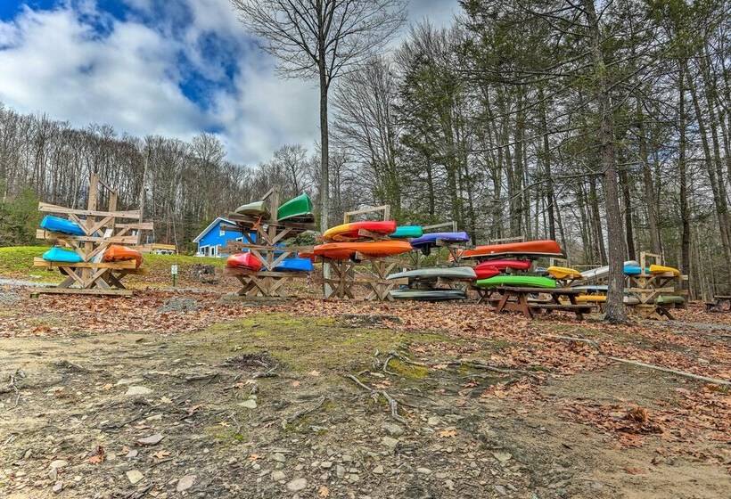 Kayaks, Electric Bicycles: Greentown Hideaway!