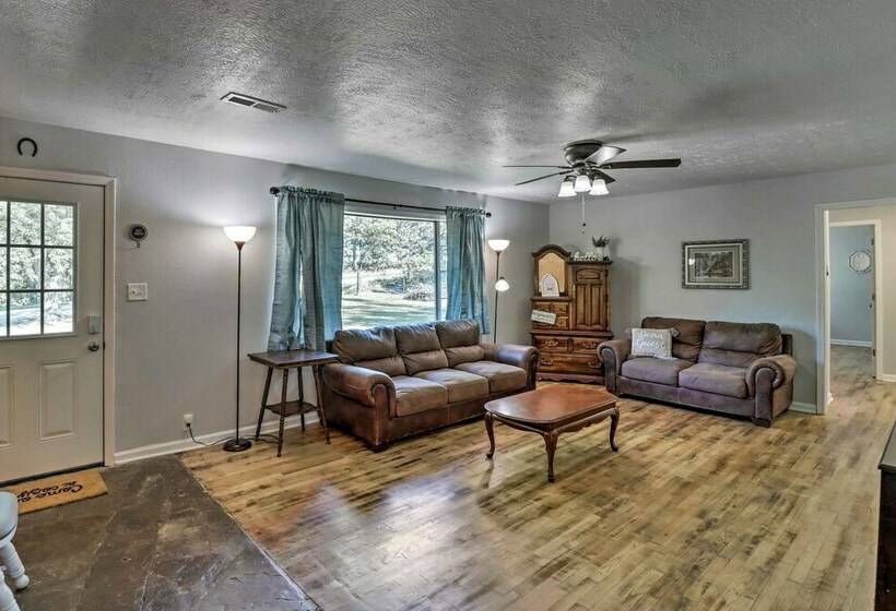 The Old Parsonage  Pindall House W/ Patio!