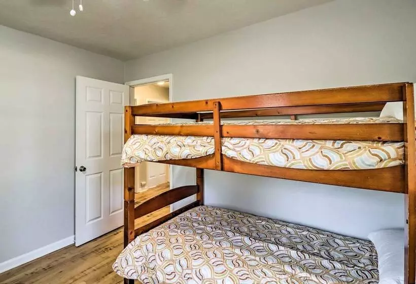 The Old Parsonage  Pindall House W/ Patio!