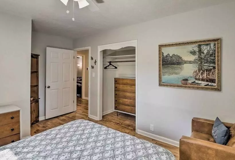 The Old Parsonage  Pindall House W/ Patio!