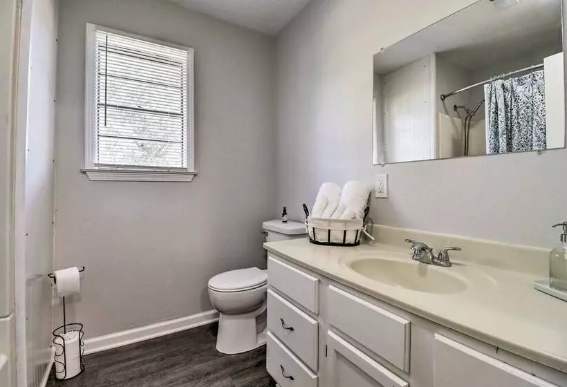 The Old Parsonage  Pindall House W/ Patio!