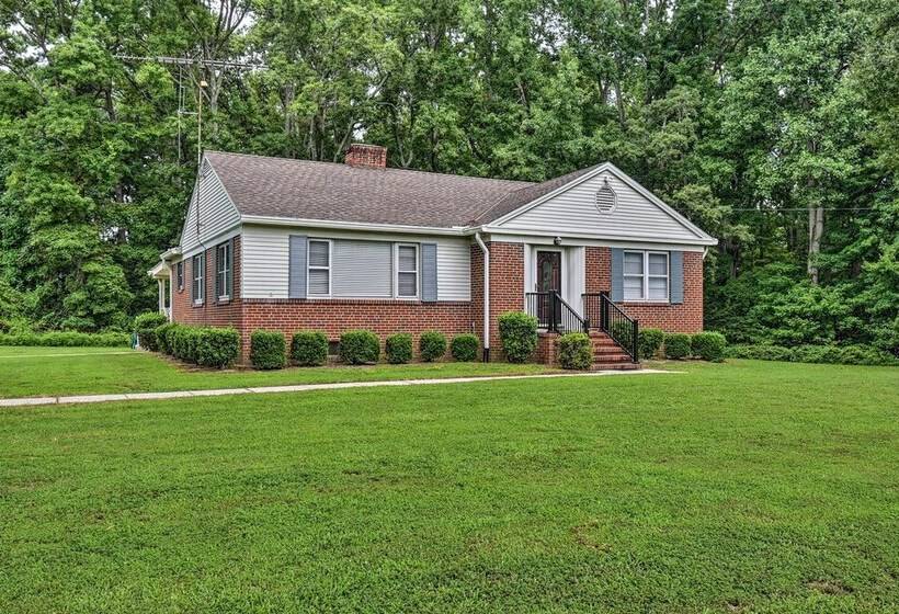 The Oyster Bed  Retreat W/ Pool & Game Room