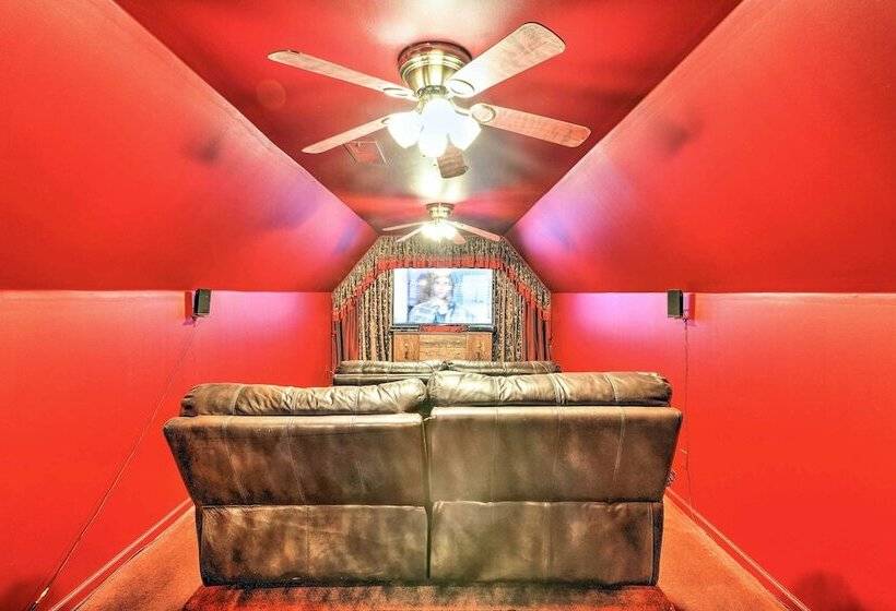 Victorian Hernando Home ~ 25 Miles To Memphis