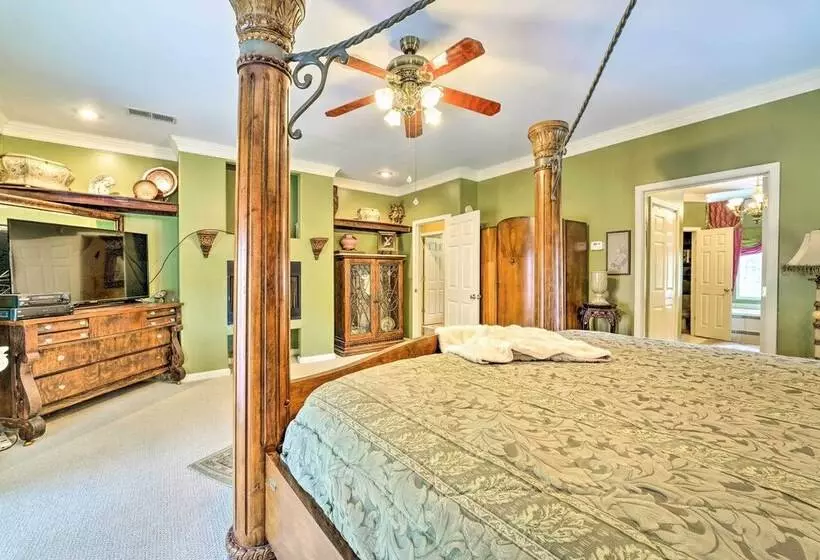 Victorian Hernando Home ~ 25 Miles To Memphis