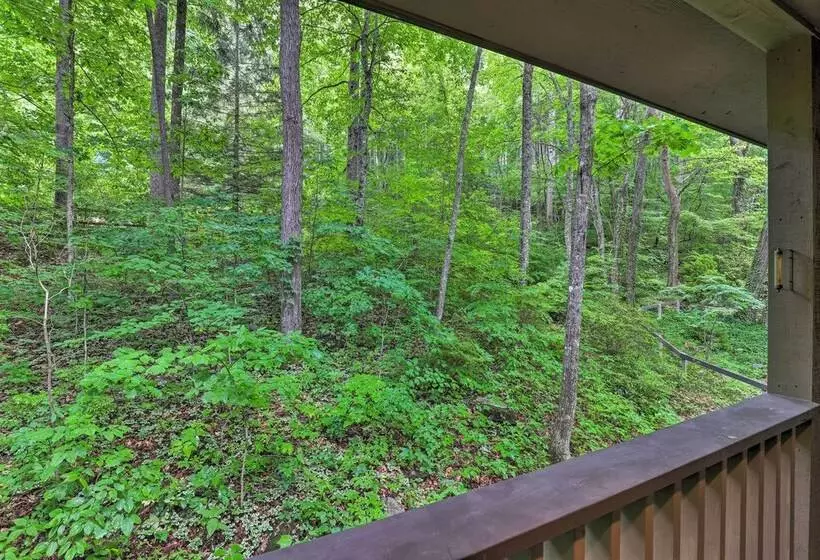 Carriage House Near Downtown & The Parkway