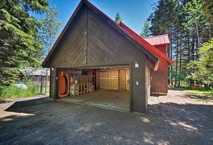 Beautiful Mccall Cabin: Perfect For Families!