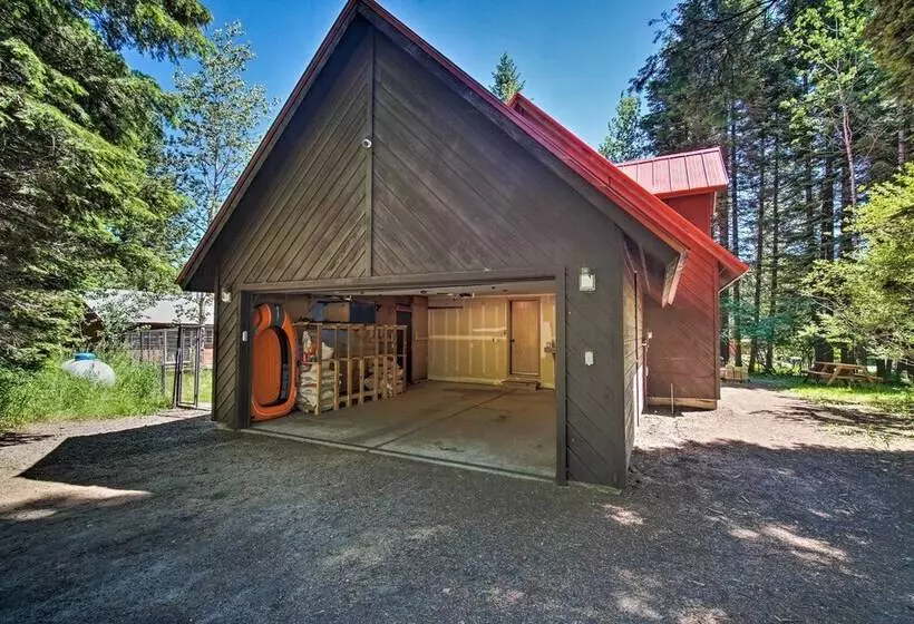 Beautiful Mccall Cabin: Perfect For Families!