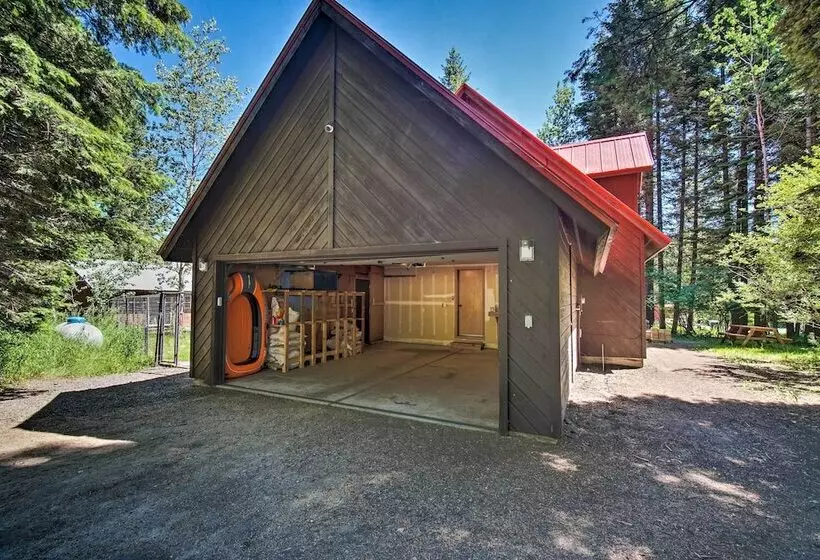 Beautiful Mccall Cabin: Perfect For Families!