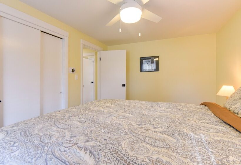 Family Friendly Bridgton Home, Steps To Lake!