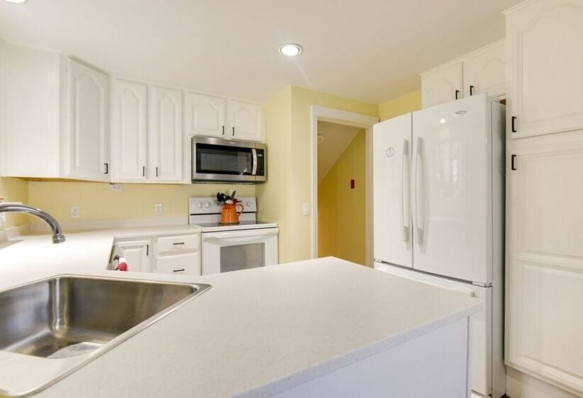 Family Friendly Bridgton Home, Steps To Lake!