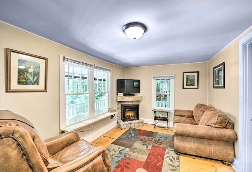 Bryson City Home W/ Private Fire Pit & Creek!