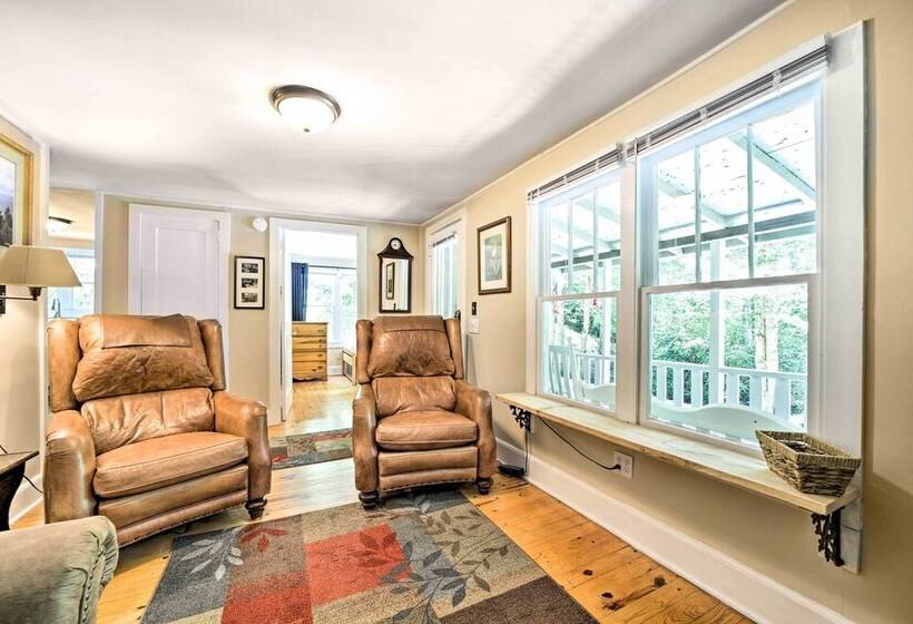 Bryson City Home W/ Private Fire Pit & Creek!