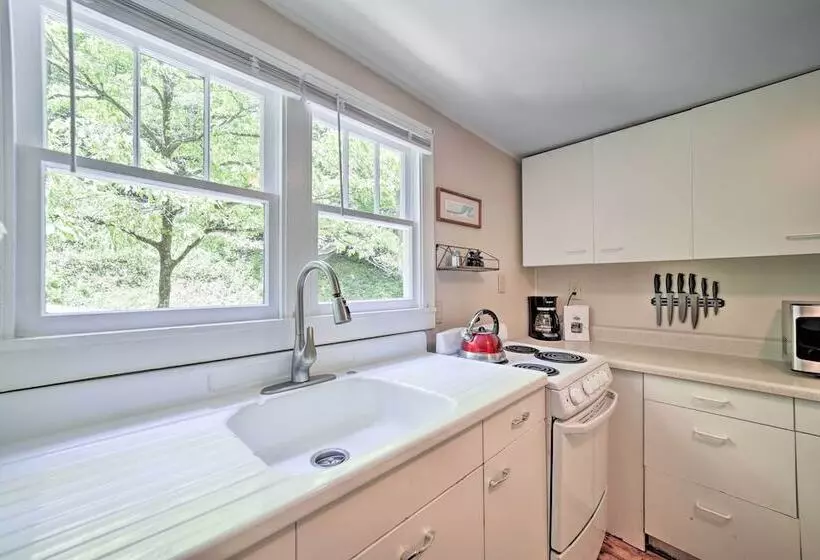 Bryson City Home W/ Private Fire Pit & Creek!