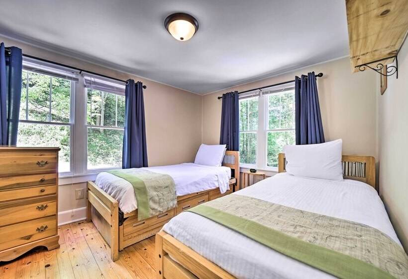 Bryson City Home W/ Private Fire Pit & Creek!