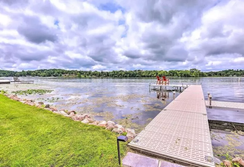 Cascade Lakefront Home: Boat Dock, Fire Pit!
