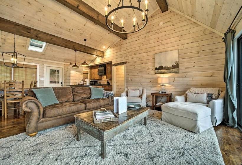 Mountain View Cabin Near Ski Sapphire Valley!