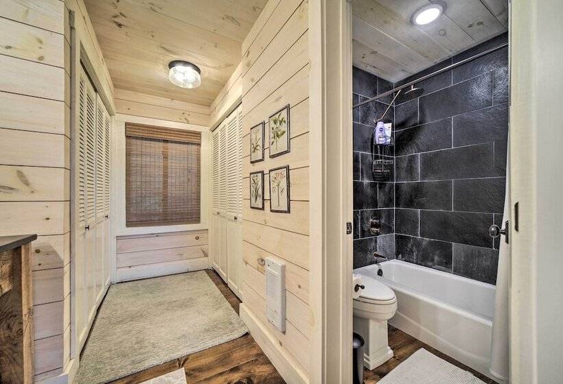 Mountain View Cabin Near Ski Sapphire Valley!