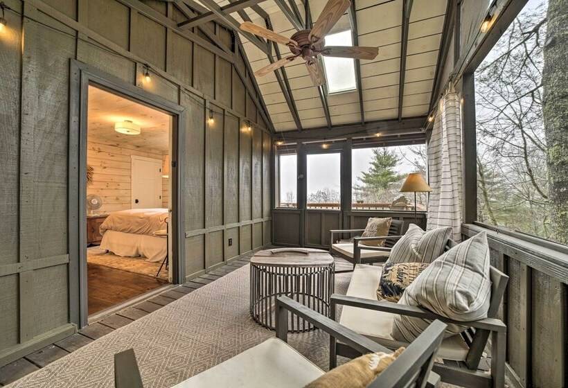 Mountain View Cabin Near Ski Sapphire Valley!