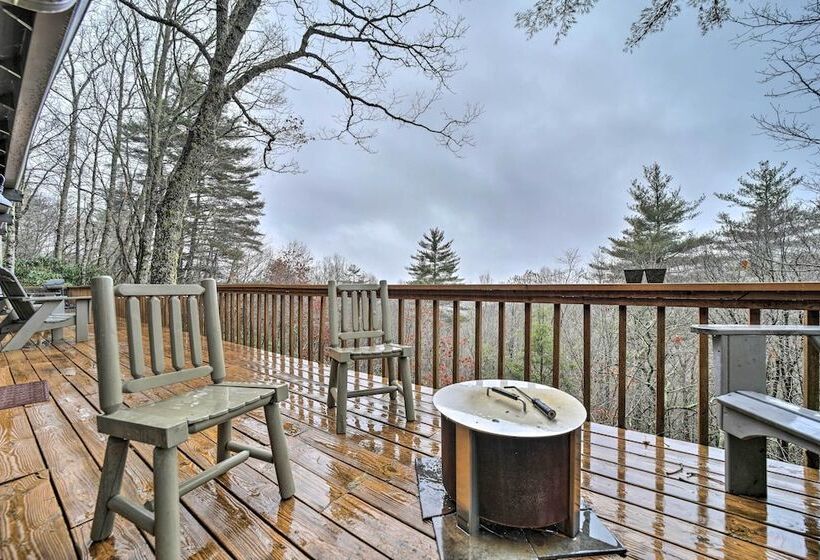 Mountain View Cabin Near Ski Sapphire Valley!