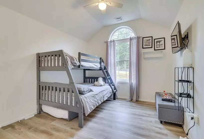 7 Mi To Camelback Mtn: Chic Penn Estates Home