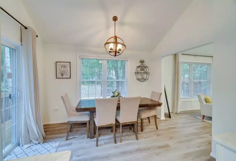 7 Mi To Camelback Mtn: Chic Penn Estates Home