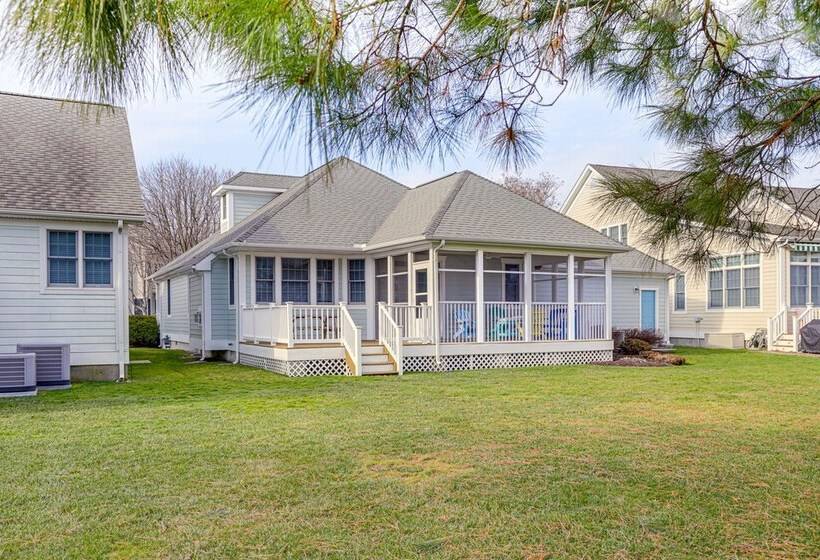 Ocean View Oasis W/ Resort Access, 2 Mi To Beach!