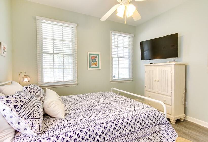 Ocean View Oasis W/ Resort Access, 2 Mi To Beach!