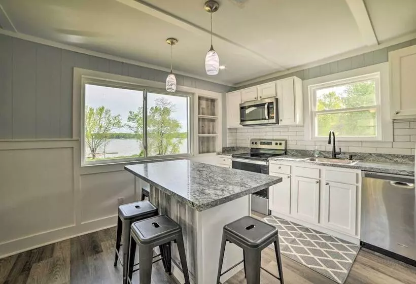 Cozy Cottage On Kentucky Lake W/ Shared Pool!