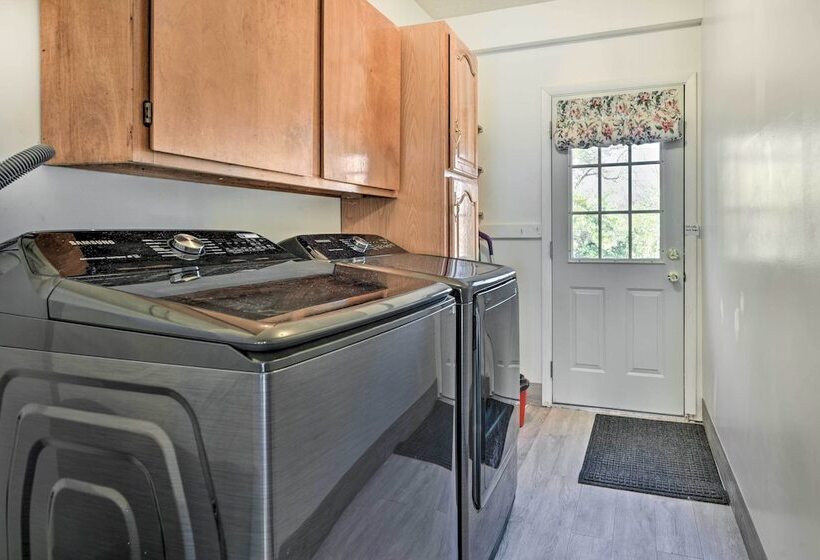 Cozy Lewiston Home < 10 Mi To Niagara Falls!