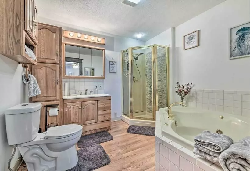 Cozy Lewiston Home < 10 Mi To Niagara Falls!