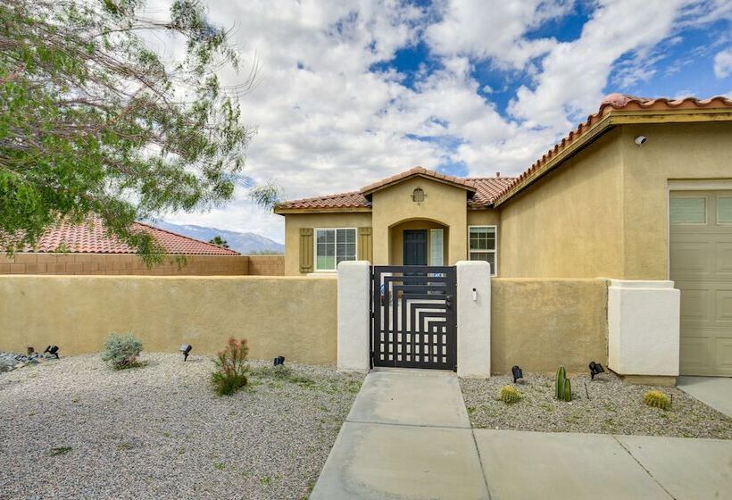 Desert Hot Springs Home W/ Pool + Mtn Views!