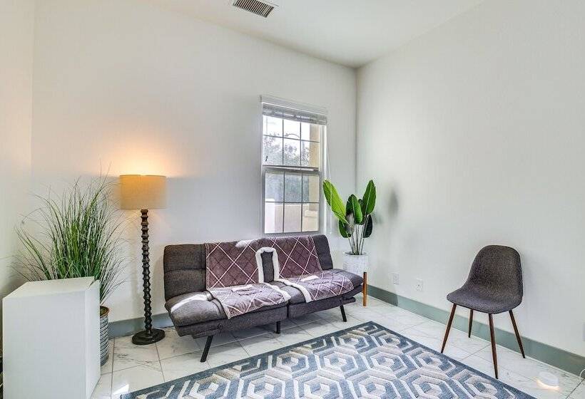 Desert Hot Springs Home W/ Pool + Mtn Views!