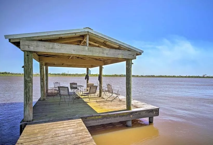 Exquisite Lake Charles Gem   Waterfront Views