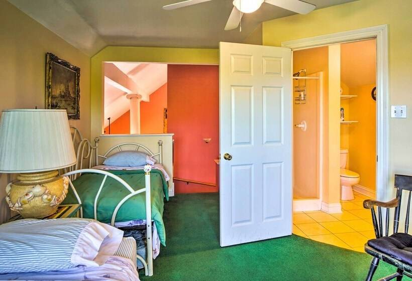 Exquisite Lake Charles Gem   Waterfront Views