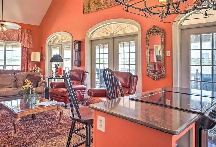 Exquisite Lake Charles Gem   Waterfront Views