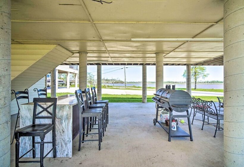 Exquisite Lake Charles Gem   Waterfront Views