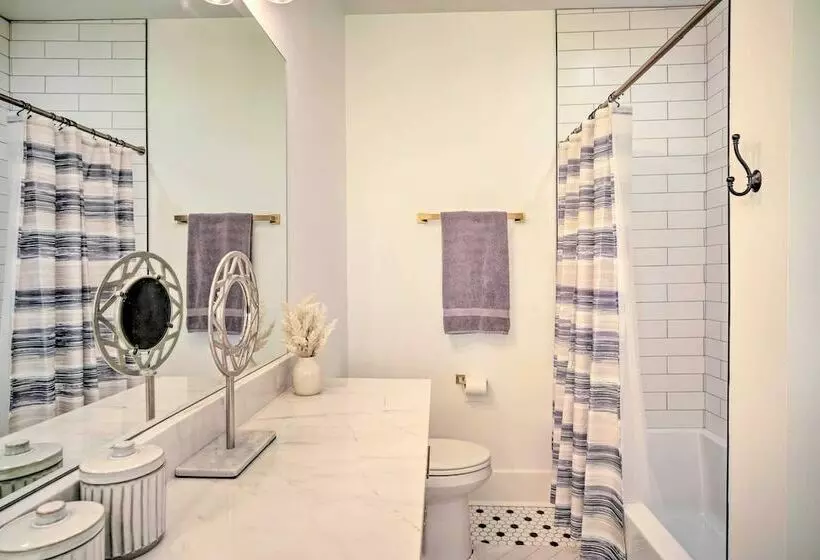 Family Friendly Lake Charles Home W/ Playset!