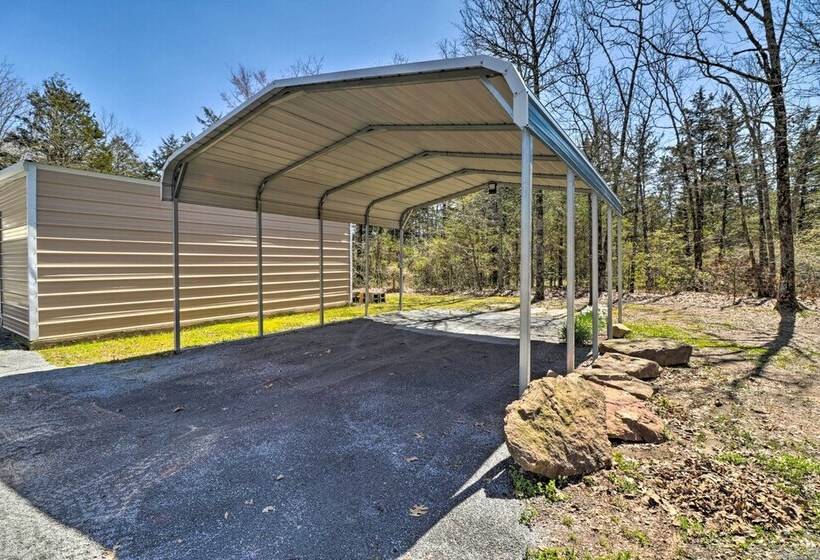 Greers Ferry Home W/ Yard, < 1 Mi To Marina!