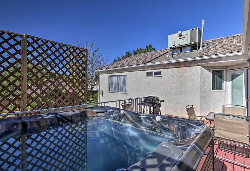 Home W/ Game Room & Fire Pit: 30 Min To Zion!