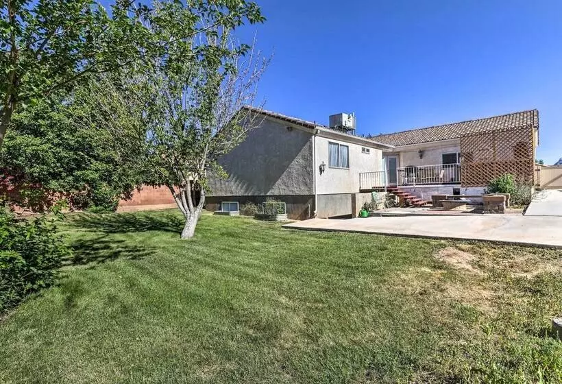 Home W/ Game Room & Fire Pit: 30 Min To Zion!