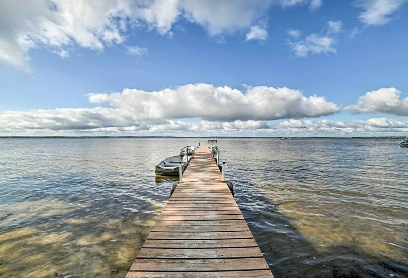 Houghton Lake Cabin W/ Direct Water Access!