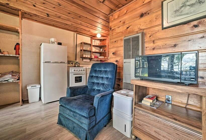 Houghton Lake Cabin W/ Direct Water Access!