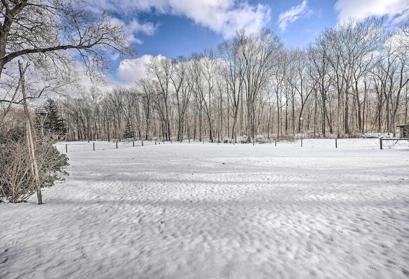 La Porte Cabin With Sauna, Decks & Fire Pit!